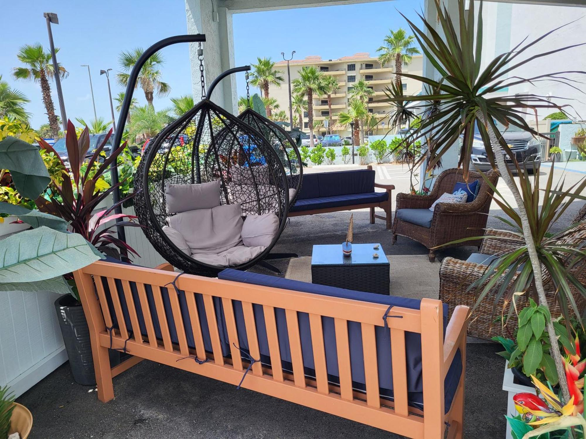 Beachside Hotel - Pool Is Open! Daytona Beach Shores Eksteriør billede